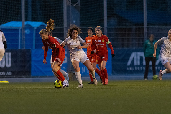 Match i Div 3 Damer Mellan Torslanda IK och Qviding FIF