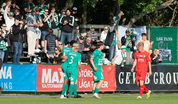 Match i Ettan Södra Mellan Torslanda IK och Ljungskile SK