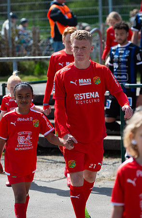 Match i Ettan Södra Mellan Torslanda IK och IFK Skövde FK