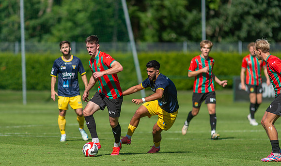 Match i Ettan Södra Mellan Torslanda IK och Torns IF