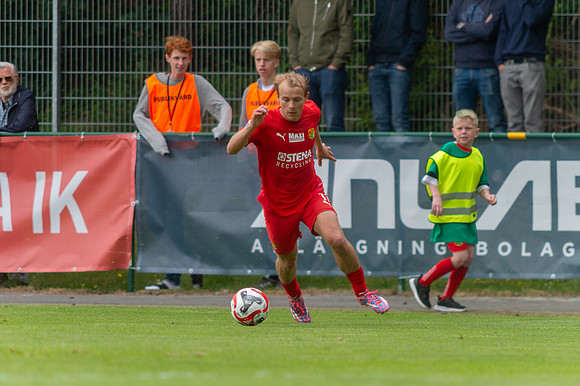 Match i Ettan Södra Mellan Torslanda IK och Ljungskile SK