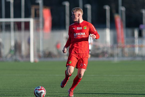 Match i Ettan Södra Mellan Torslanda IK och Oskarshamns AIK