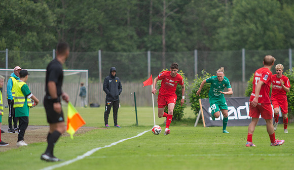 Match i Ettan Södra Mellan Torslanda IK och Ljungskile SK