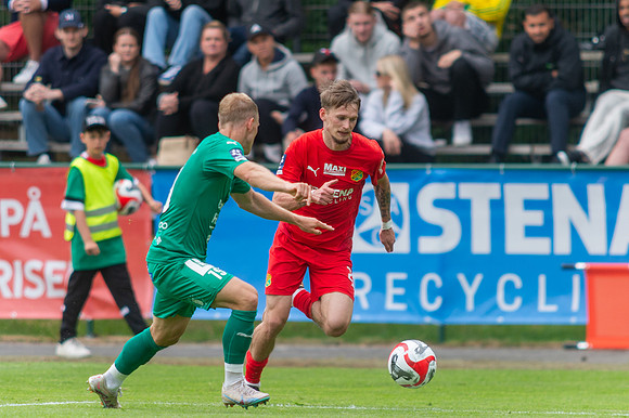 Match i Ettan Södra Mellan Torslanda IK och Ljungskile SK