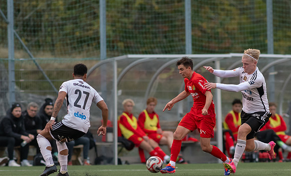 Match i Ettan Södra Mellan Torslanda IK och Oskarshamns AIK