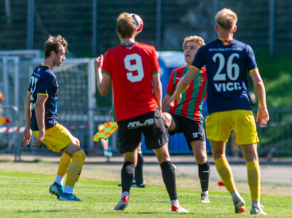 Match i Ettan Södra Mellan Torslanda IK och Torns IF