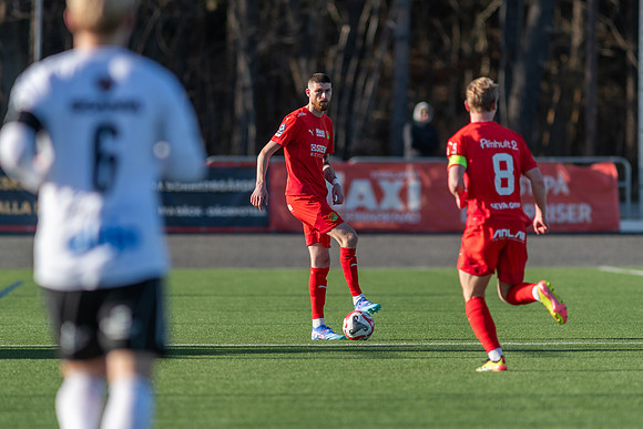 Match i Ettan Södra Mellan Torslanda IK och Oskarshamns AIK