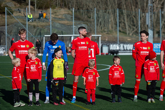 Match i Ettan Södra Mellan Torslanda IK och Oskarshamns AIK
