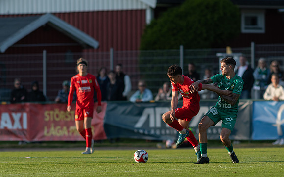Match i Ettan Södra Mellan Torslanda IK och Ljungskile SK