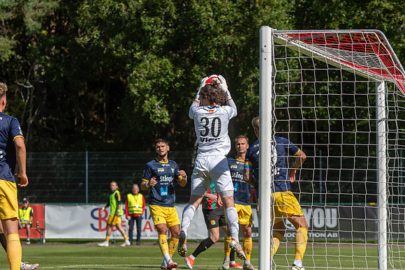 Match i Ettan Södra Mellan Torslanda IK och Torns IF