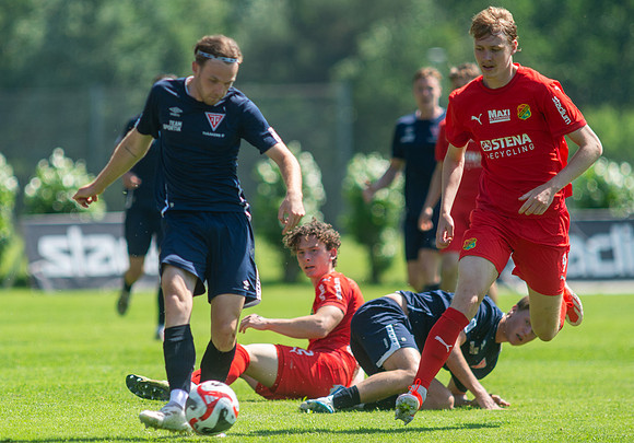 Match i Ettan Södra Mellan Torslanda IK och Tvååkers IF