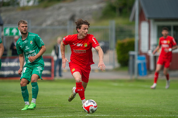 Match i Ettan Södra Mellan Torslanda IK och Ljungskile SK
