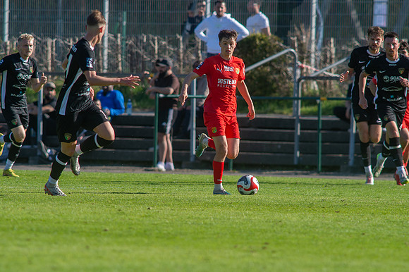 Match i Ettan Södra Mellan Torslanda IK och Arianda FC