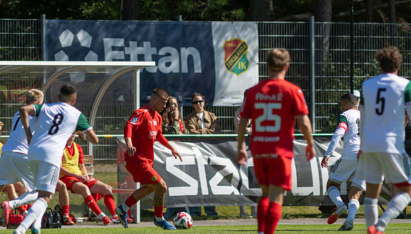 Match i Ettan Södra Mellan Torslanda IK och Skövde AIK