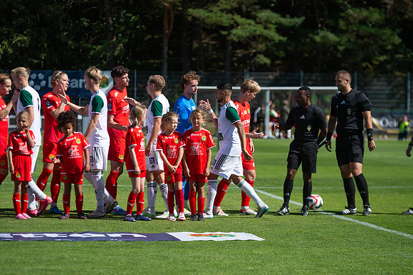 Match i Ettan Södra Mellan Torslanda IK och Skövde AIK