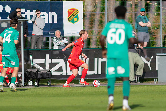 Match i Ettan Södra Mellan Torslanda IK och Ljungskile SK