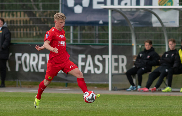 Match i Ettan Södra Mellan Torslanda IK och FC Trollhättan