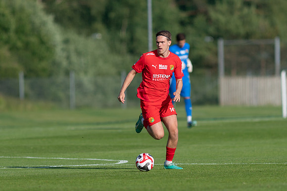 Match i Ettan Södra Mellan Torslanda IK och Ljungskile SK