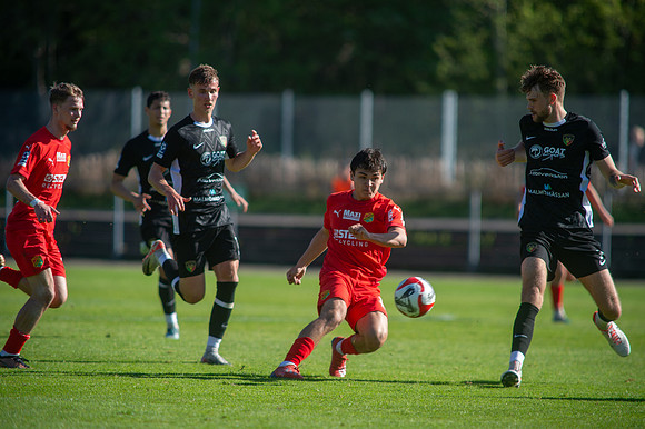 Match i Ettan Södra Mellan Torslanda IK och Arianda FC