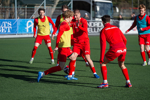 Match i Ettan Södra Mellan Torslanda IK och Oskarshamns AIK