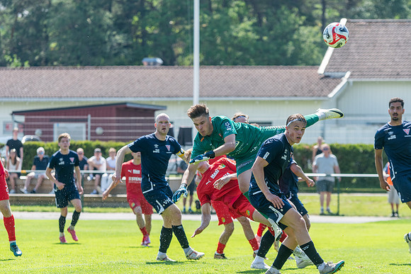Match i Ettan Södra Mellan Torslanda IK och Tvååkers IF