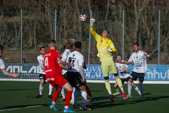 Match i Ettan Södra Mellan Torslanda IK och Oskarshamns AIK