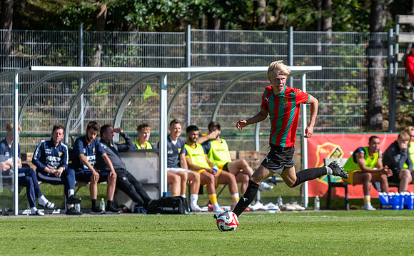 Match i Ettan Södra Mellan Torslanda IK och Torns IF