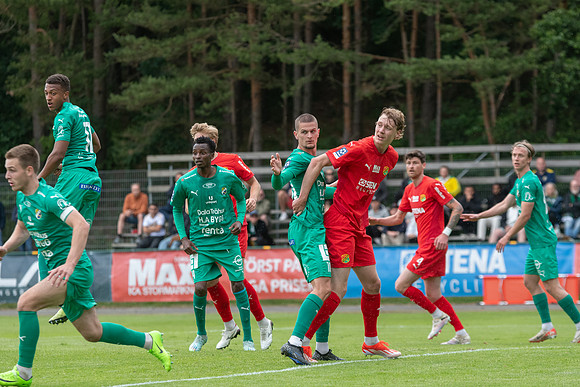 Match i Ettan Södra Mellan Torslanda IK och Ljungskile SK
