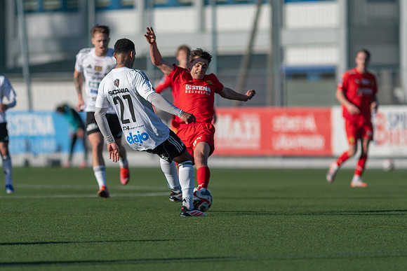 Match i Ettan Södra Mellan Torslanda IK och Oskarshamns AIK
