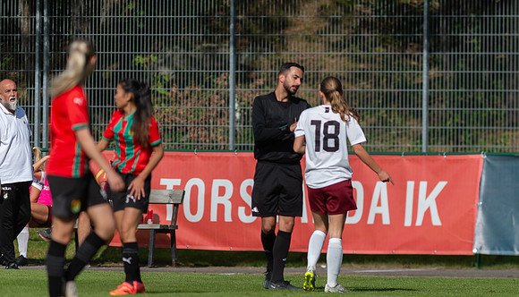 Match i Div 3 Damer Mellan Torslanda IK och Öckerö IF