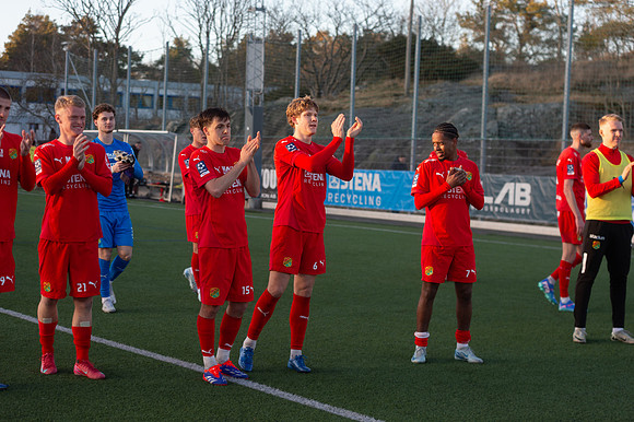 Match i Ettan Södra Mellan Torslanda IK och Oskarshamns AIK