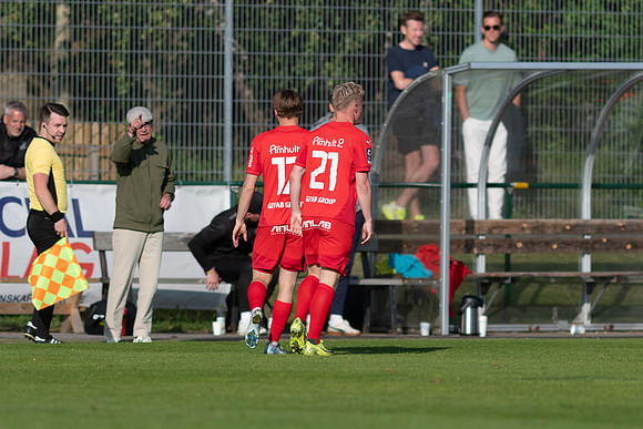 Match i Ettan Södra Mellan Torslanda IK och Ljungskile SK