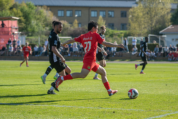 Match i Ettan Södra Mellan Torslanda IK och Arianda FC
