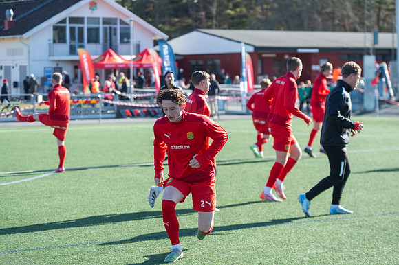 Match i Ettan Södra Mellan Torslanda IK och Oskarshamns AIK