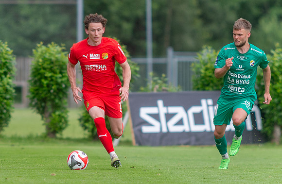 Match i Ettan Södra Mellan Torslanda IK och Ljungskile SK