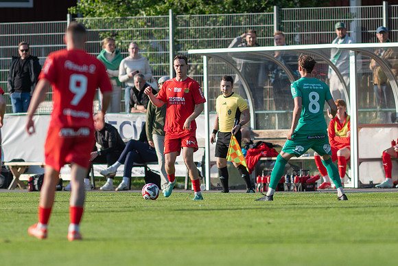 Match i Ettan Södra Mellan Torslanda IK och Ljungskile SK