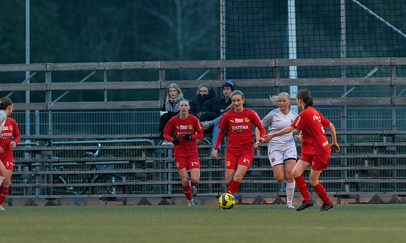 Match i Div 3 Damer Mellan Torslanda IK och Qviding FIF