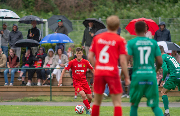 Match i Ettan Södra Mellan Torslanda IK och Ljungskile SK