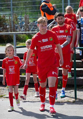 Match i Ettan Södra Mellan Torslanda IK och IFK Skövde FK