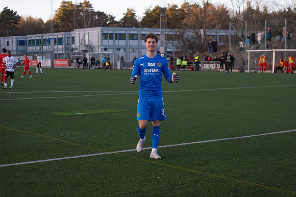 Match i Ettan Södra Mellan Torslanda IK och Oskarshamns AIK