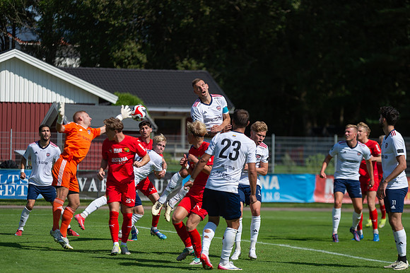 Match i Ettan Södra Mellan Torslanda IK och FC Rosengård 1917