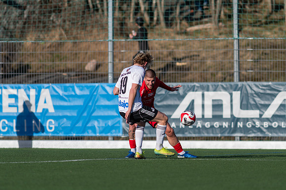 Match i Ettan Södra Mellan Torslanda IK och Oskarshamns AIK